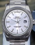 Day date White dial with silver band