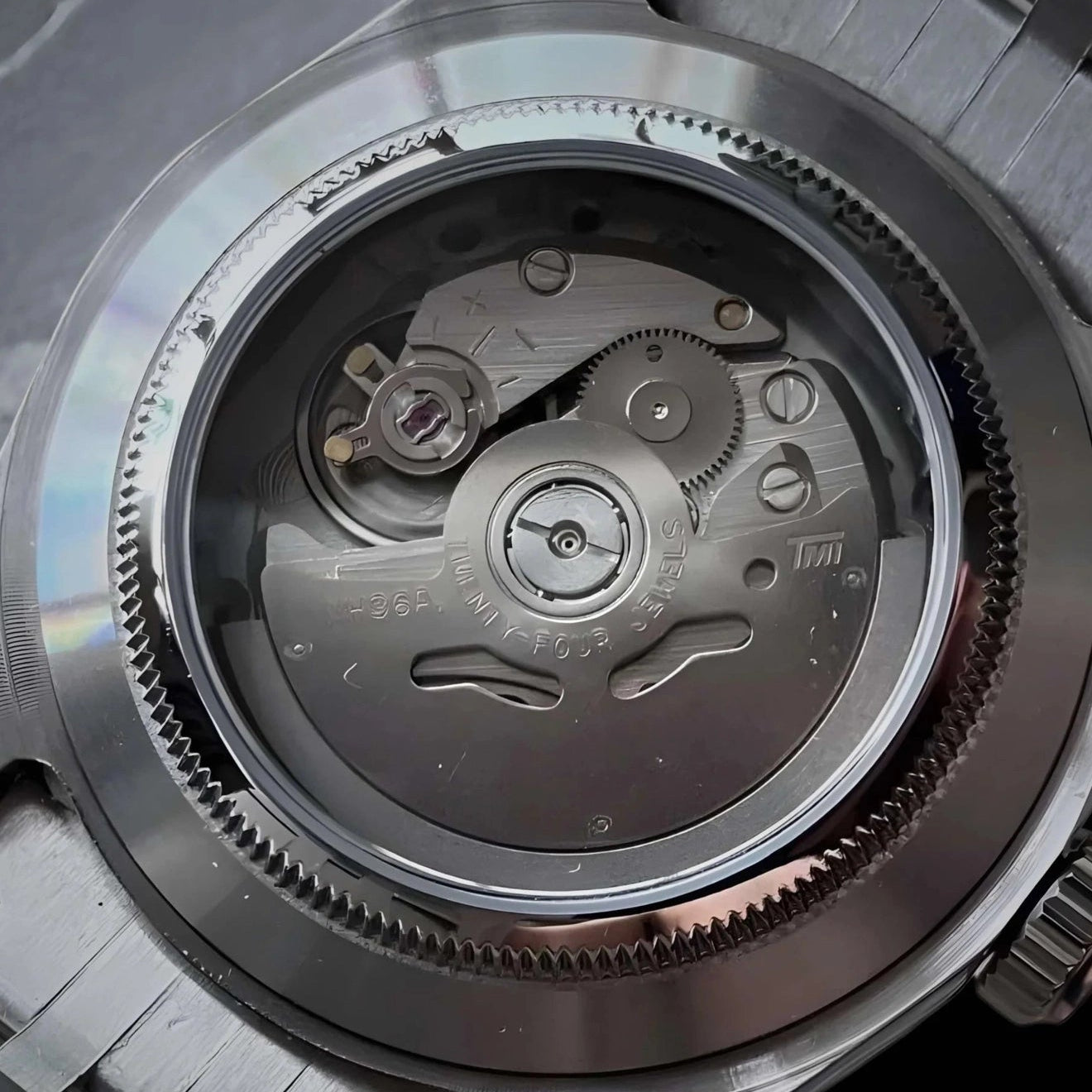 White Dial with Band