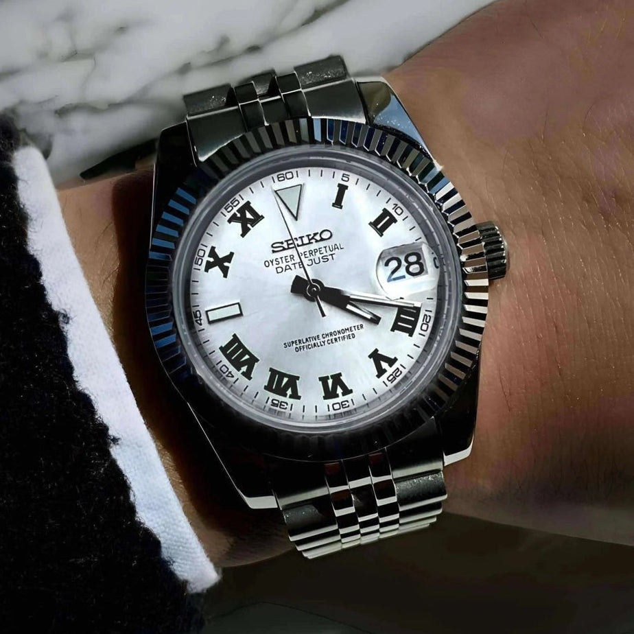 White Dial with Band