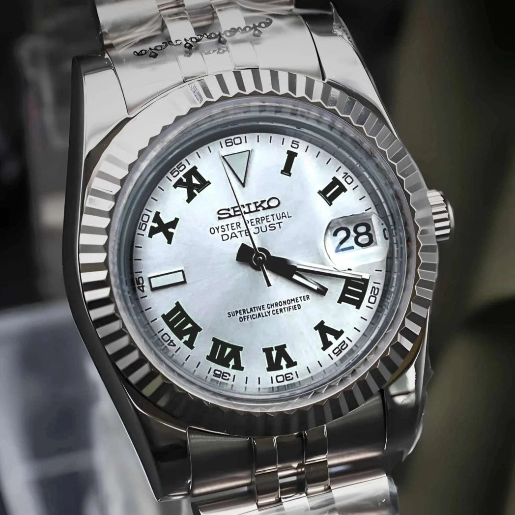 White Dial with Band