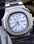 White dial with Silver Band