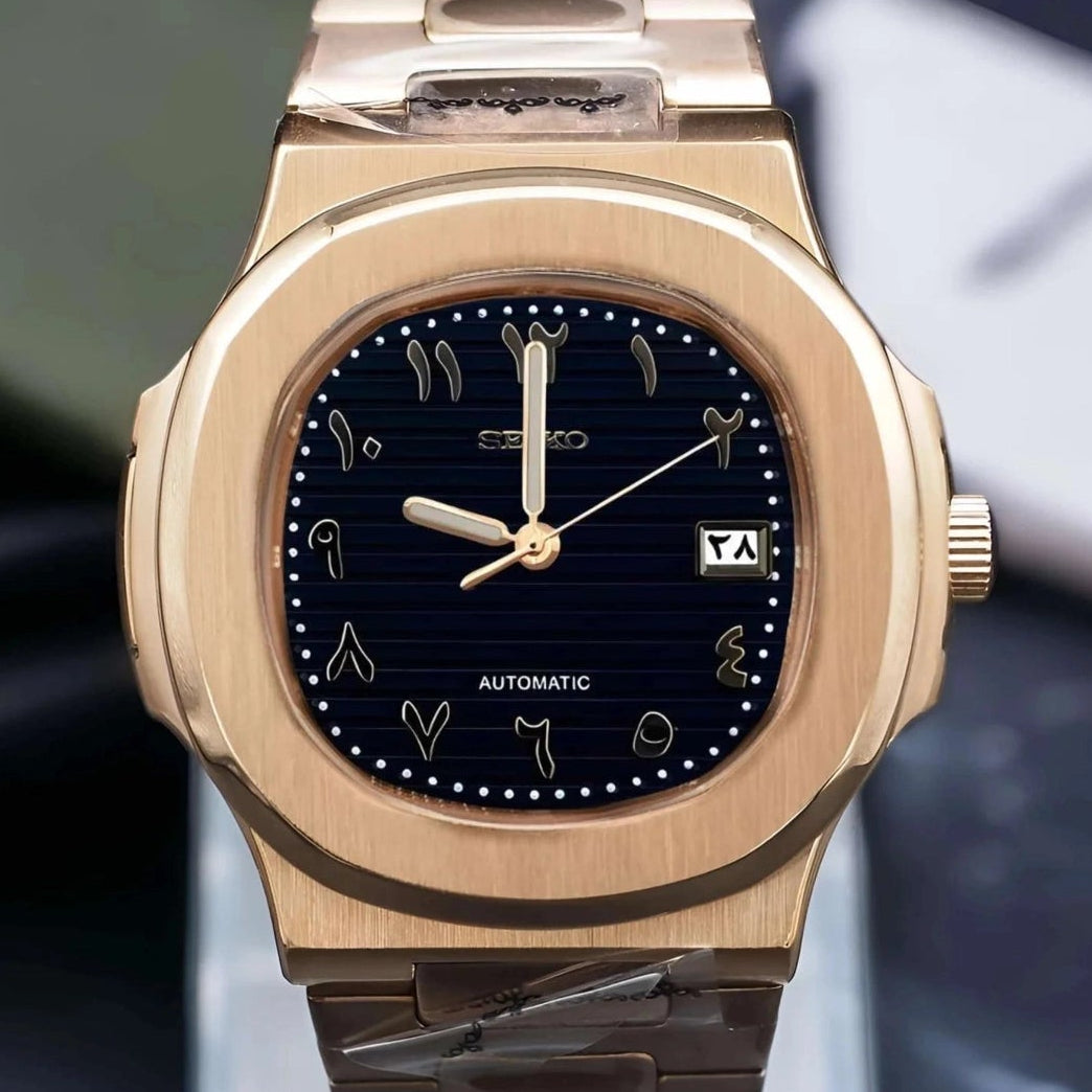 Black dial with rose gold Band