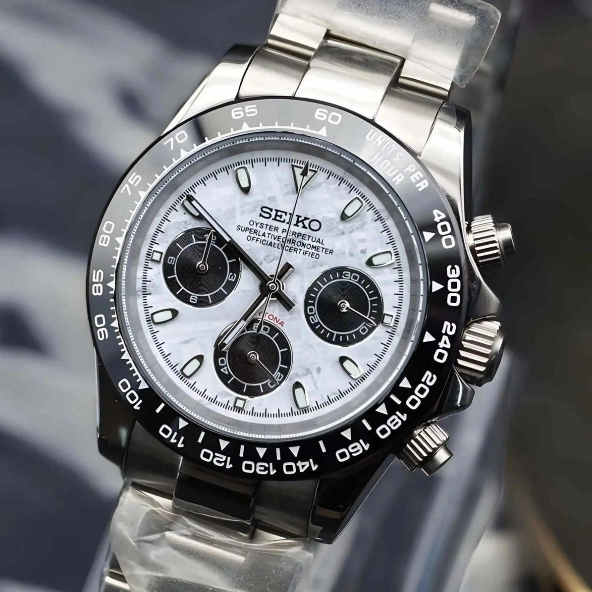 seitona mod white dial with silver band