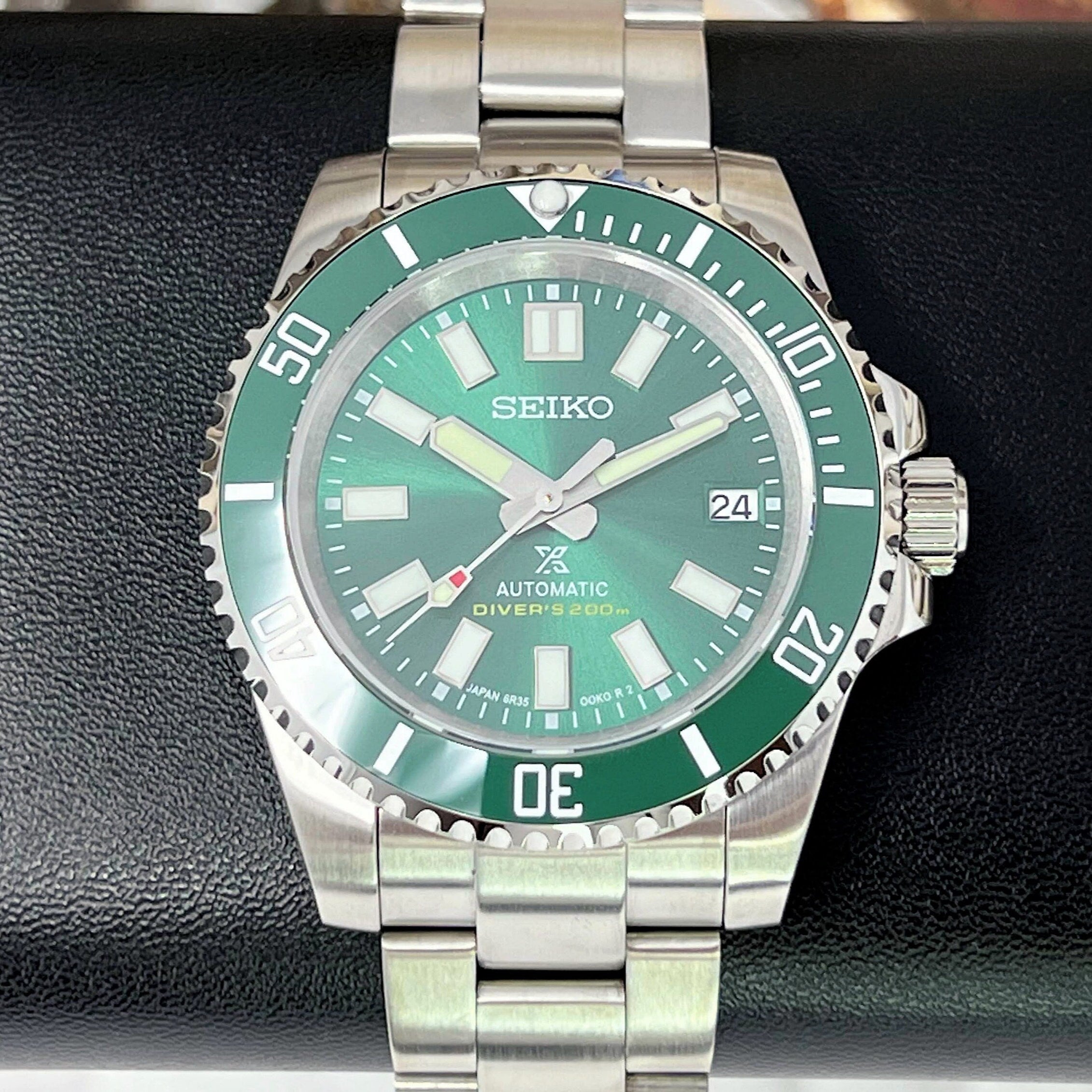 Seiko Hulk Max Sub | Stainless Steel Sport Watch | Seiko Mod