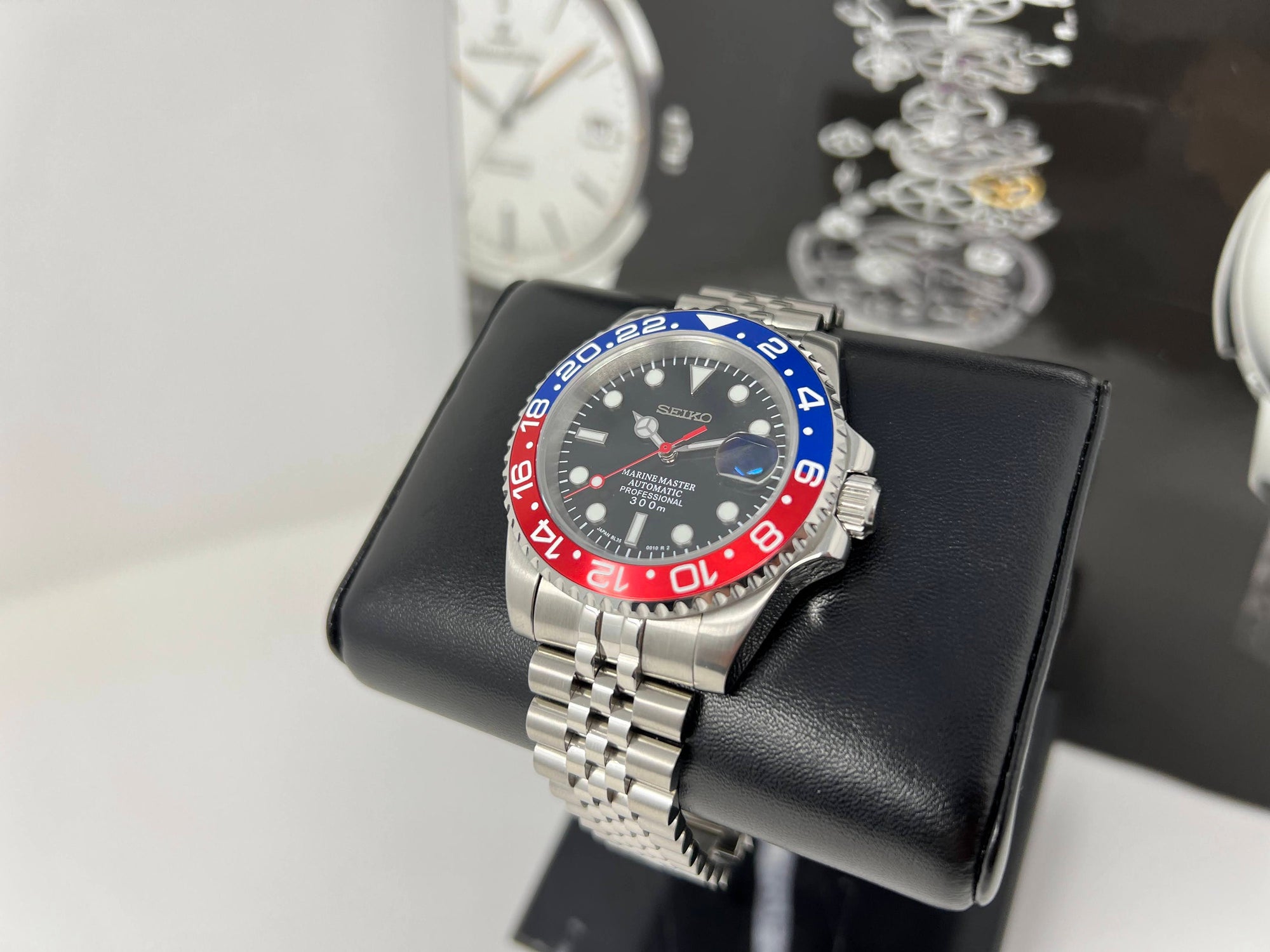 Seiko Pepsi GMT | Watch Mod | Seiko Mod | Stainless Steel Sport Watch | Custom Sapphire Crystal and NH35 Movement | Blue Red | Jubilee Strap