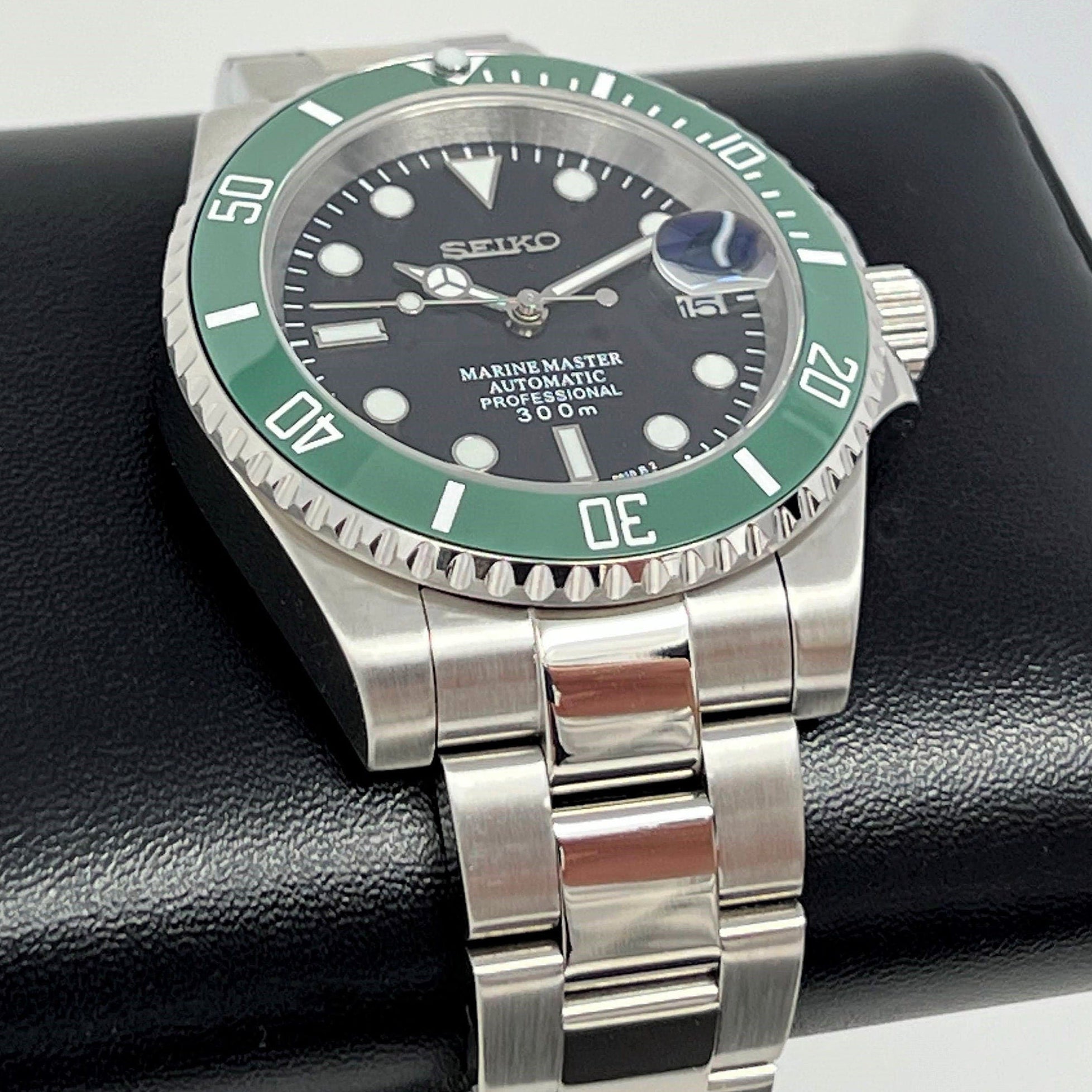 Seiko Emerald Submariner - Green and Black - Stainless Steel with Sapphire Crystal, NH35 Movement - Custom Build - Ready to Ship!