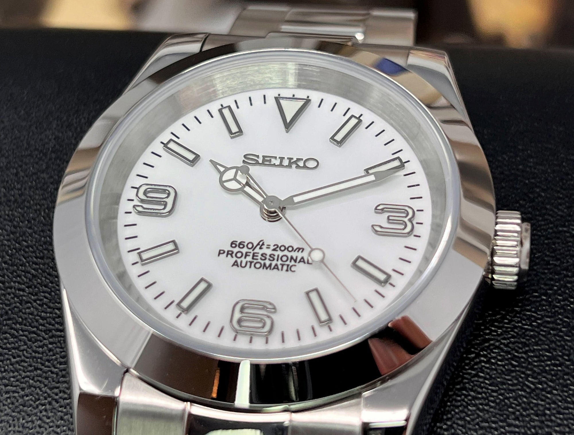 Seiko Blizzard - White Explorer - 36 / 39 mm - Stainless Steel - Automatic Watch - Sport Watch - Automatic Watch - Mens Watch