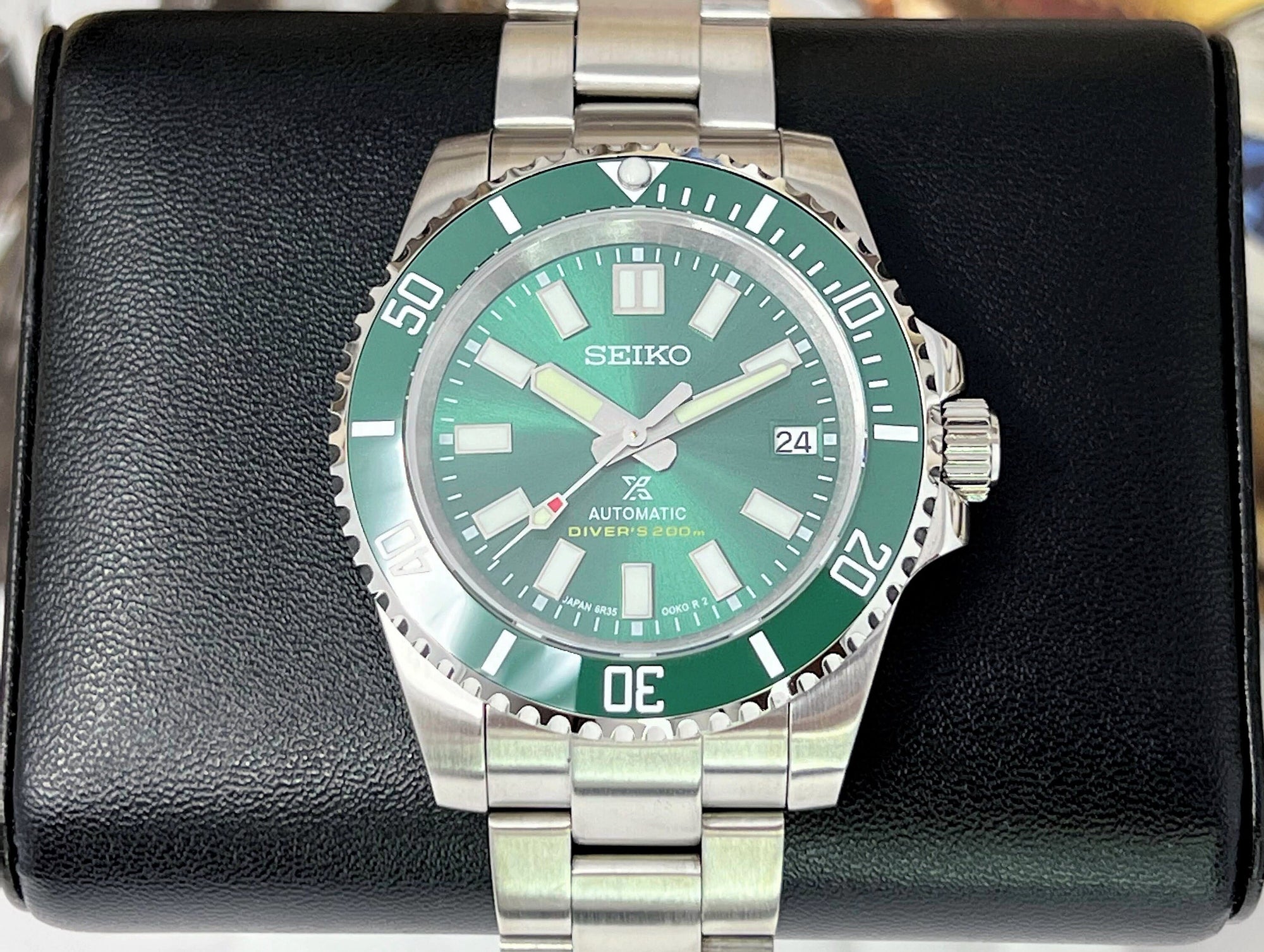 Seiko Hulk Max Submariner - Stainless Steel with Sapphire Crystal, Oyster Steel Bracelet with Green Ceramic Bezel - Ready to Ship!