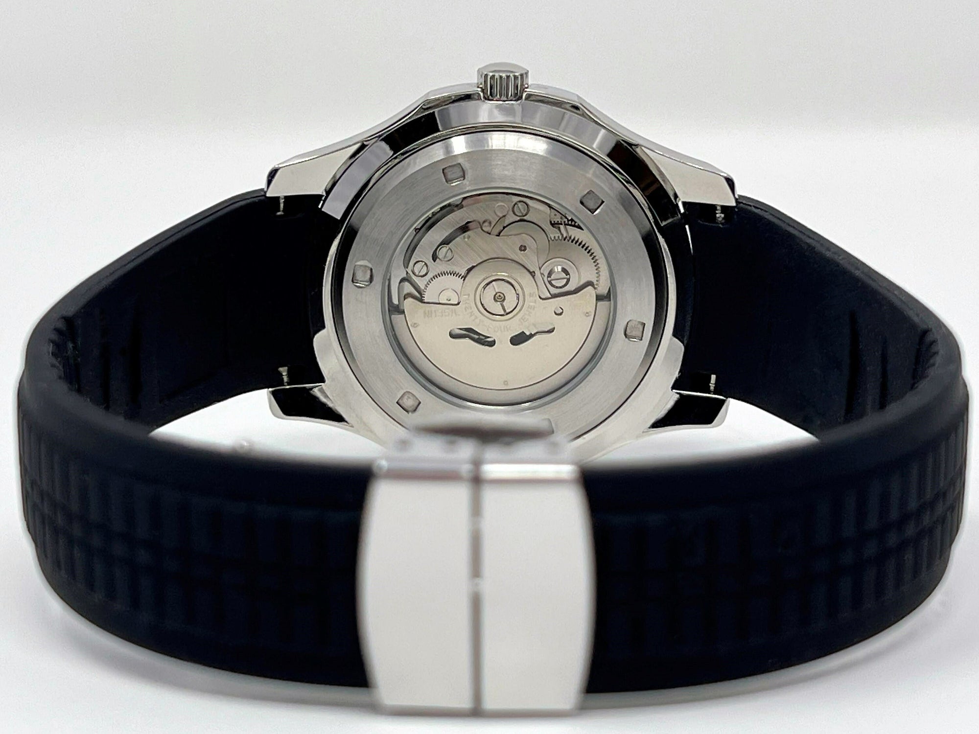 Seikonaut - Luxury Black on Rubber - Modern Automatic Watch with Sapphire Crystal