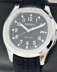 Seikonaut - Luxury Black on Rubber - Modern Automatic Watch with Sapphire Crystal