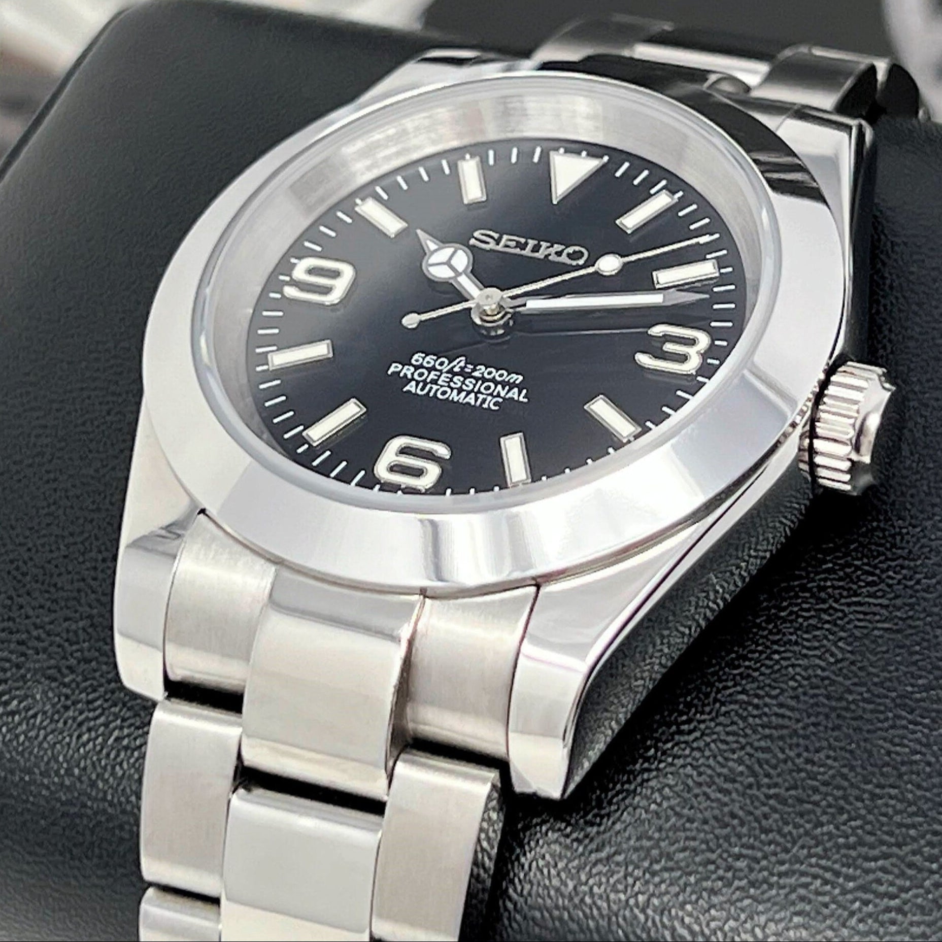 Seiko Explorer - Luxury Black -  36mm / 39mm - Stainless Steel - 36mm or 39mm - Automatic Watch - Custom Build - Ready to Ship!