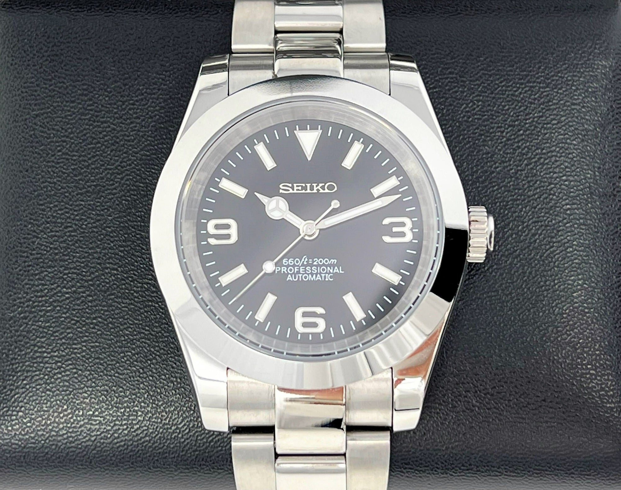 Seiko Explorer - Luxury Black -  36mm / 39mm - Stainless Steel - 36mm or 39mm - Automatic Watch - Custom Build - Ready to Ship!