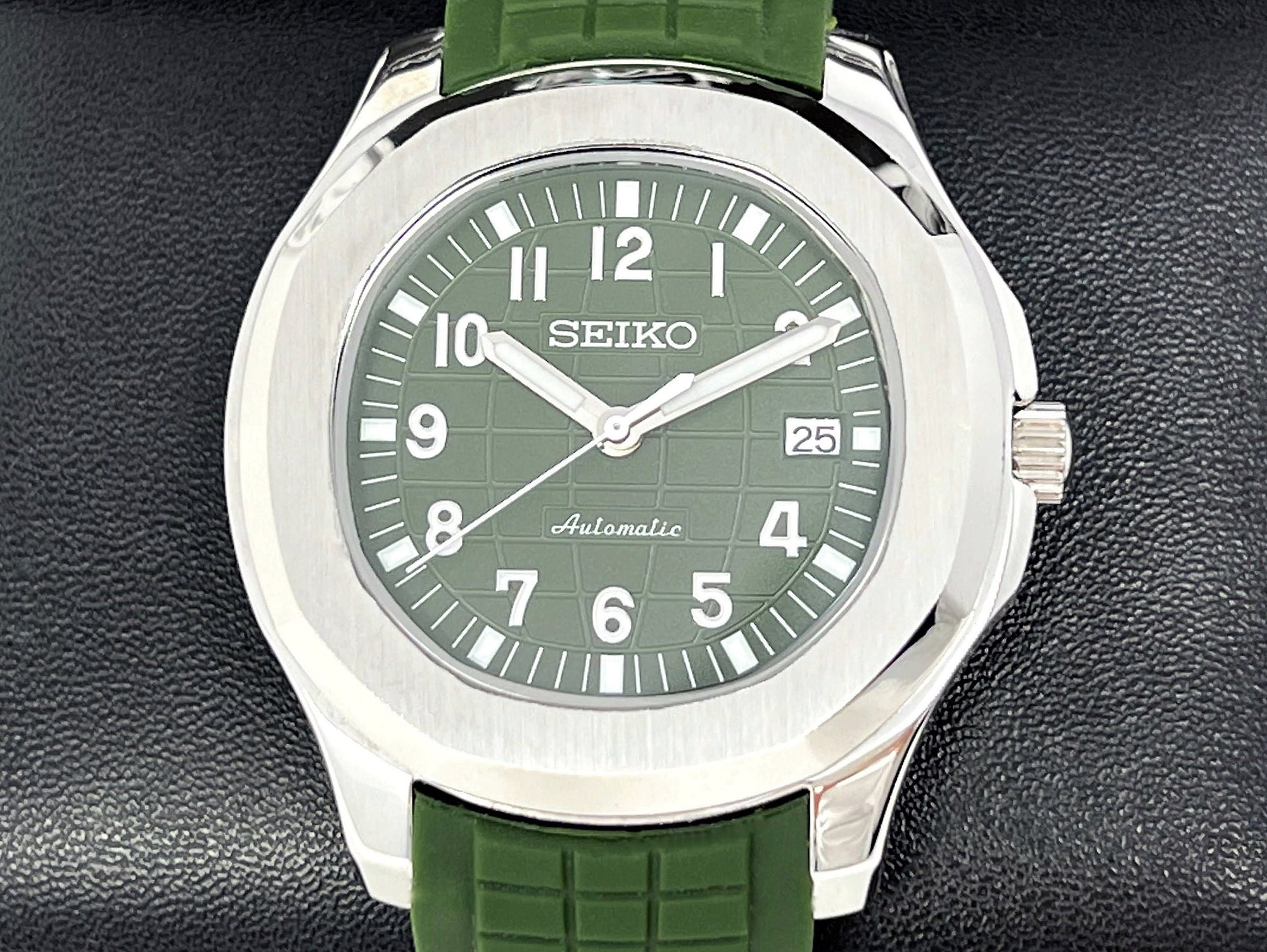 Seikonaut - Green on Rubber - Modern Automatic Sport Dress Watch | Sapphire Crystal | Khaki Tropical Green | Turtle Waffle | Jumbo | Olive