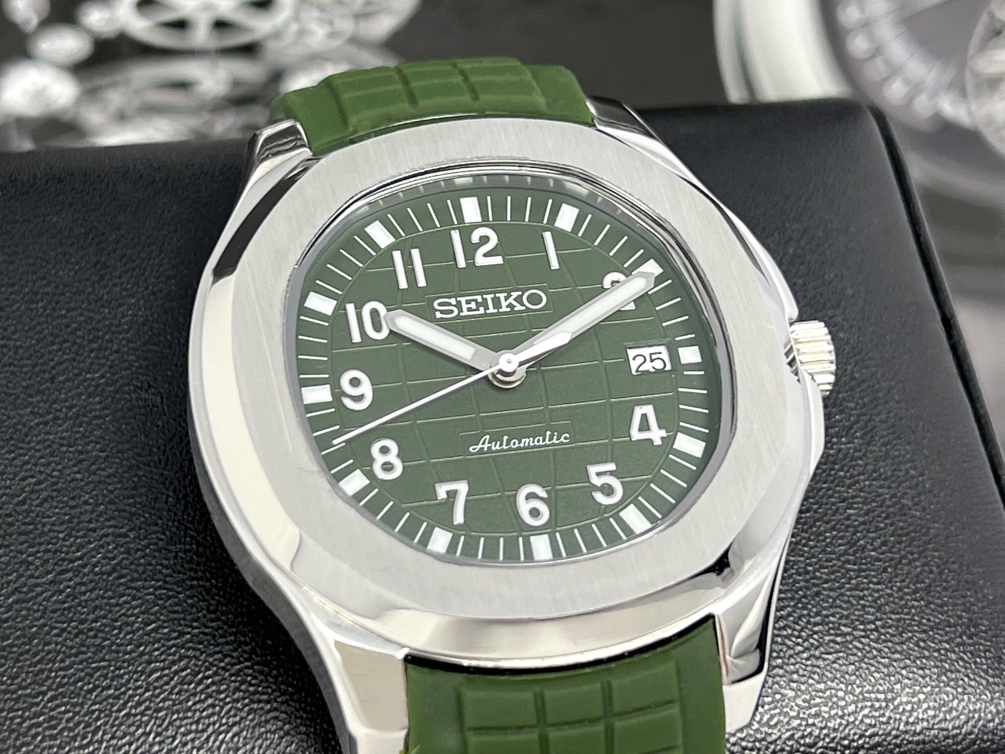 Seikonaut - Green on Rubber - Modern Automatic Sport Dress Watch | Sapphire Crystal | Khaki Tropical Green | Turtle Waffle | Jumbo | Olive