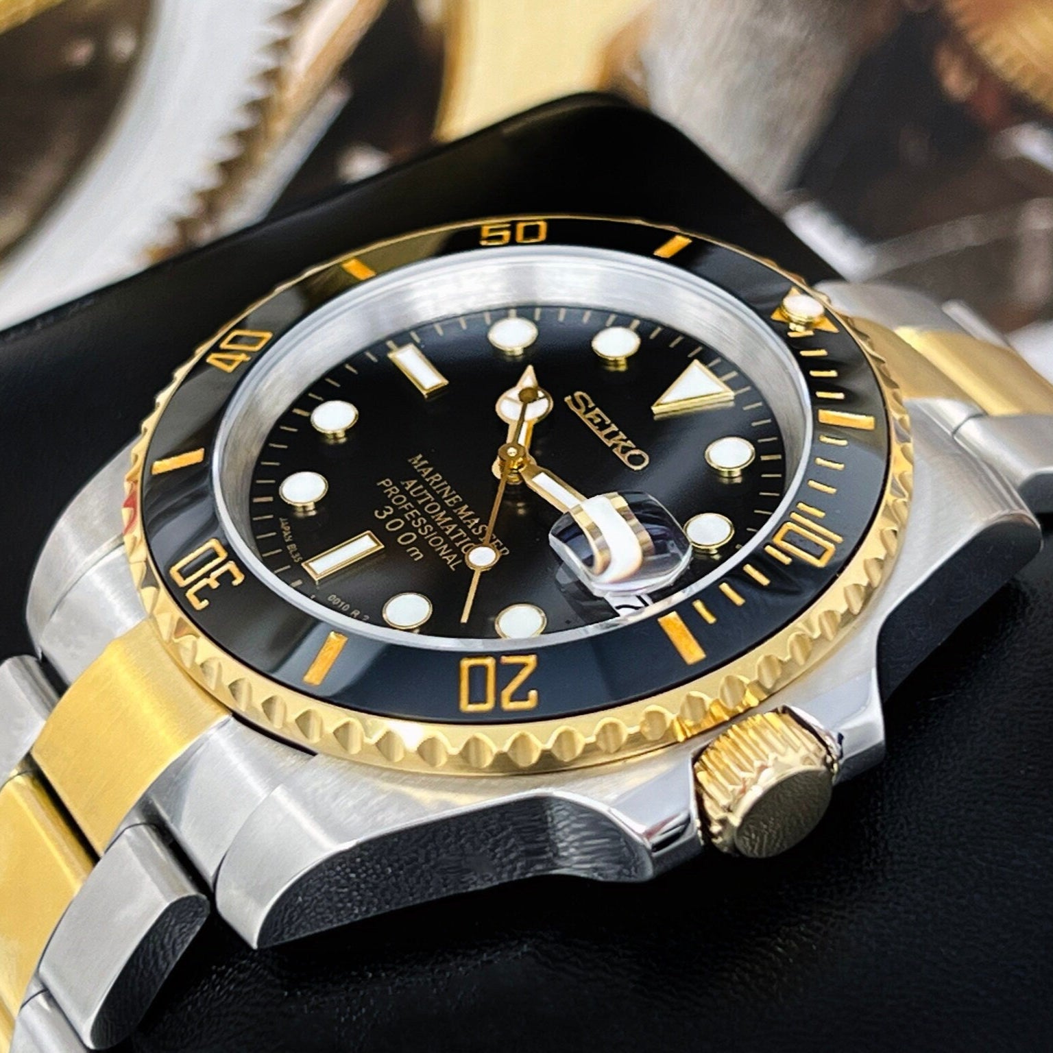 Seiko Black and Gold Submariner Mod | Two Tone | Sapphire Crystal | Steelsport Watch Mod | Ceramic Bezel | Custom | Yellow Gold Sub | Bluesy