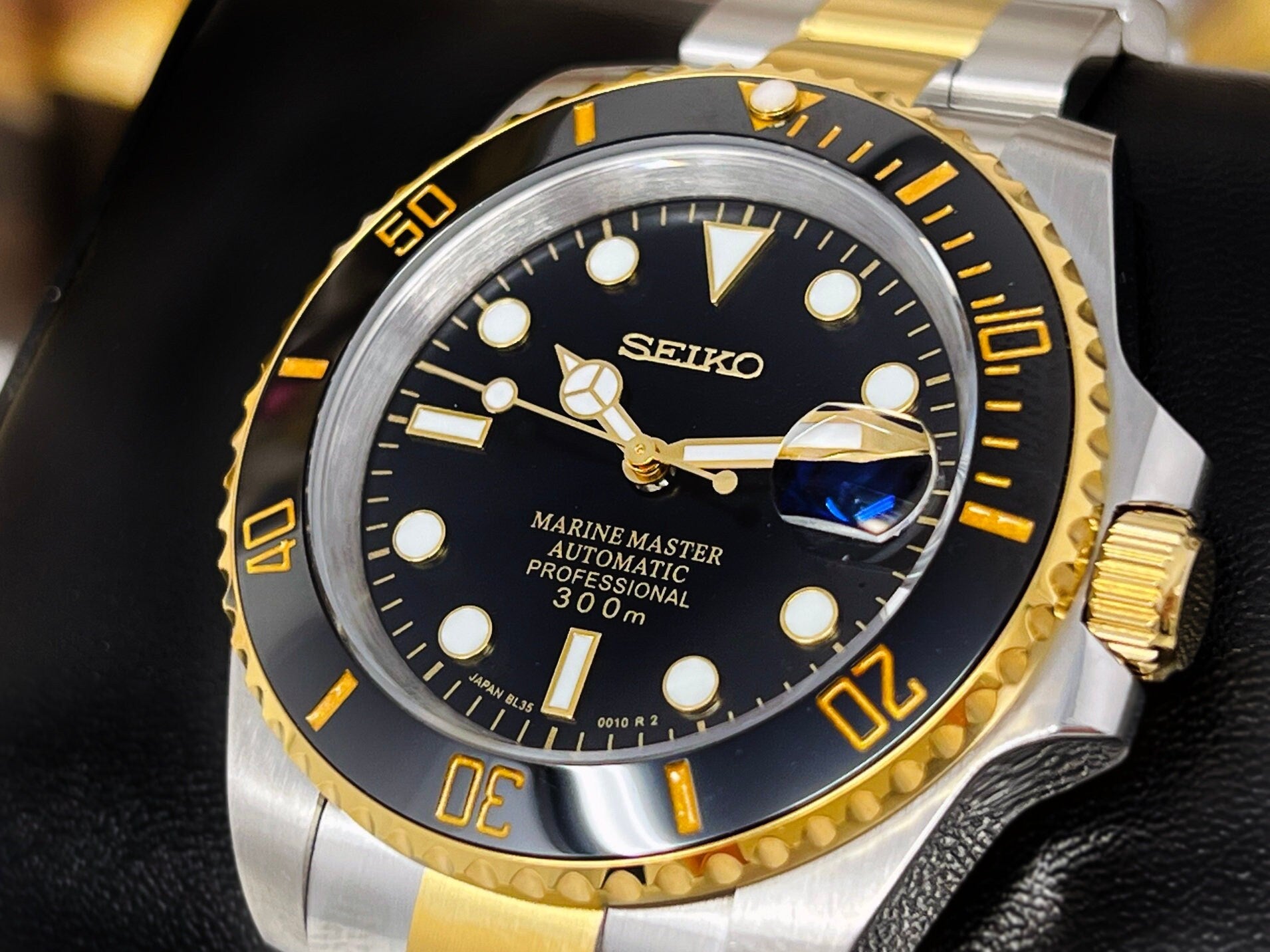 Seiko Black and Gold Submariner Mod | Two Tone | Sapphire Crystal | Steelsport Watch Mod | Ceramic Bezel | Custom | Yellow Gold Sub | Bluesy