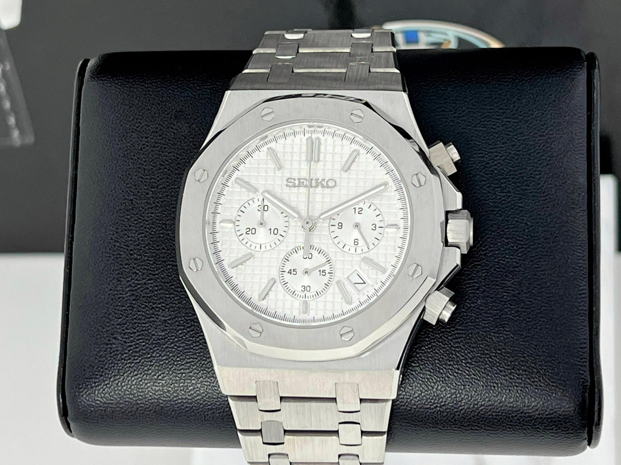 Seikoak Luxury Chronograph | White on Stainless Steel | Sport Watch 42mm | Royal | Oak | Waffle Dial | VK63 Wristwatch | Men's Watch