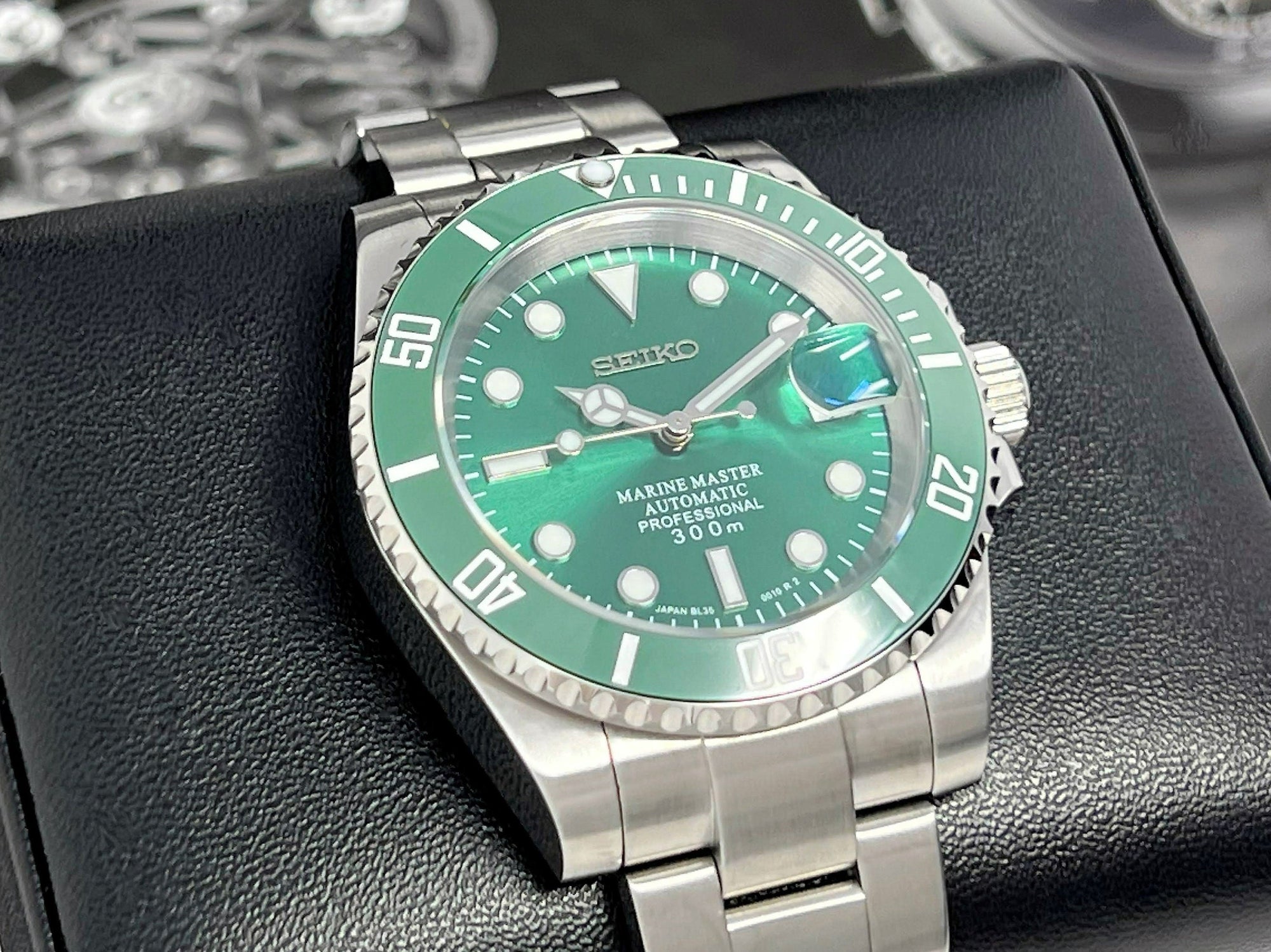 Seiko Hulk Submariner - Green Sunburst Green Bezel | Stainless Steel | Sapphire Crystal | NH35 Movement | Custom Build Seiko Mod | Watch Mod