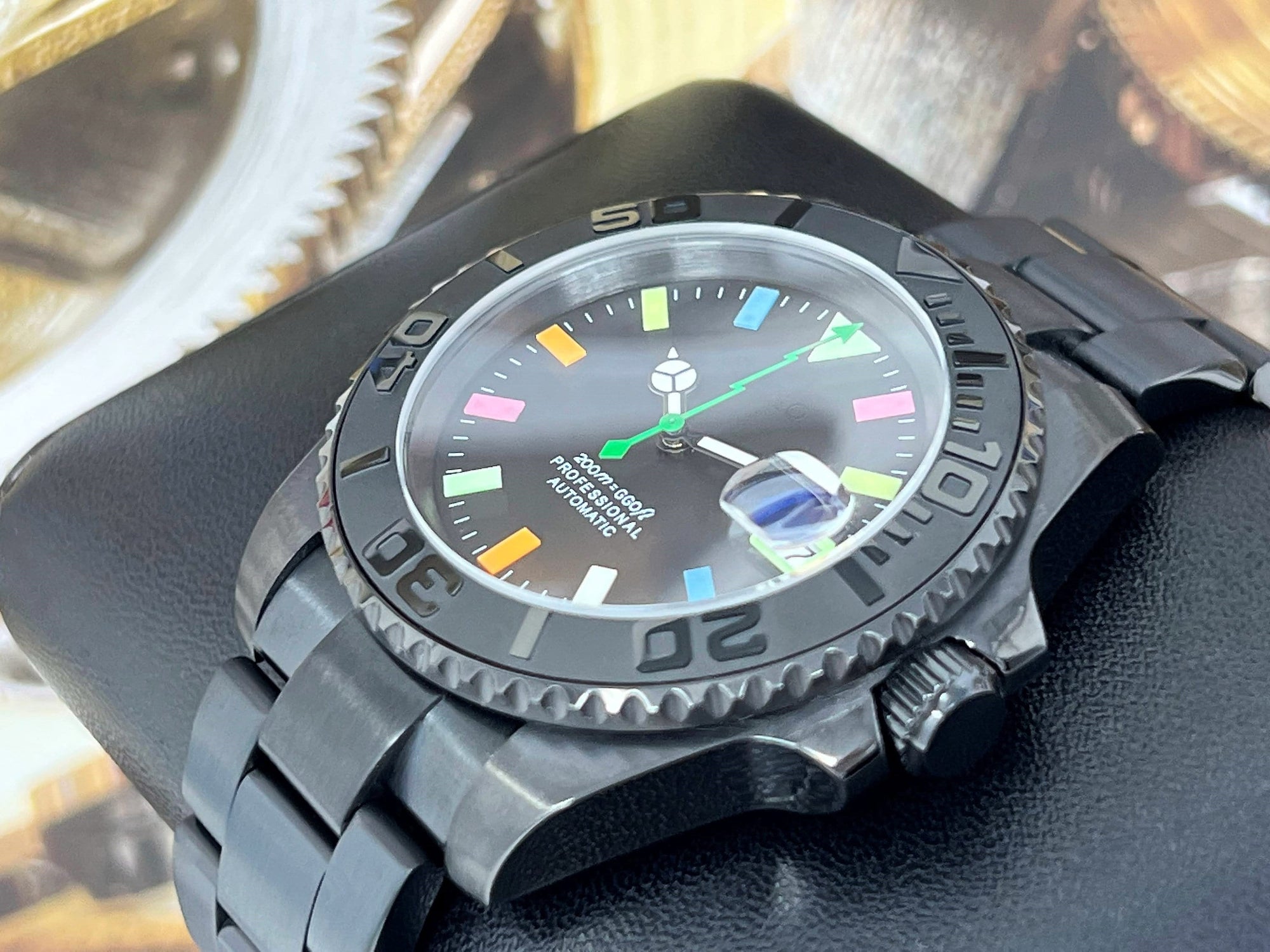 Seiko Stealth Rainbow Dial 2023 | Black with Sapphire Crystal | Oyster Steel Bracelet | Colorful Indices | Color | Lightning | Watch Mod