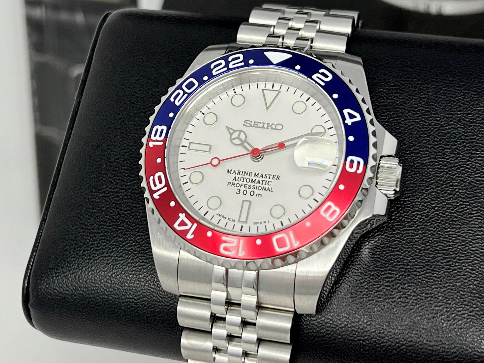 Seiko Polar White Pepsi GMT | Stainless Steel Sport Watch | Sapphire Crystal on Jubilee Bracelet | Seiko Mod | Watch Mod | Custom Watch