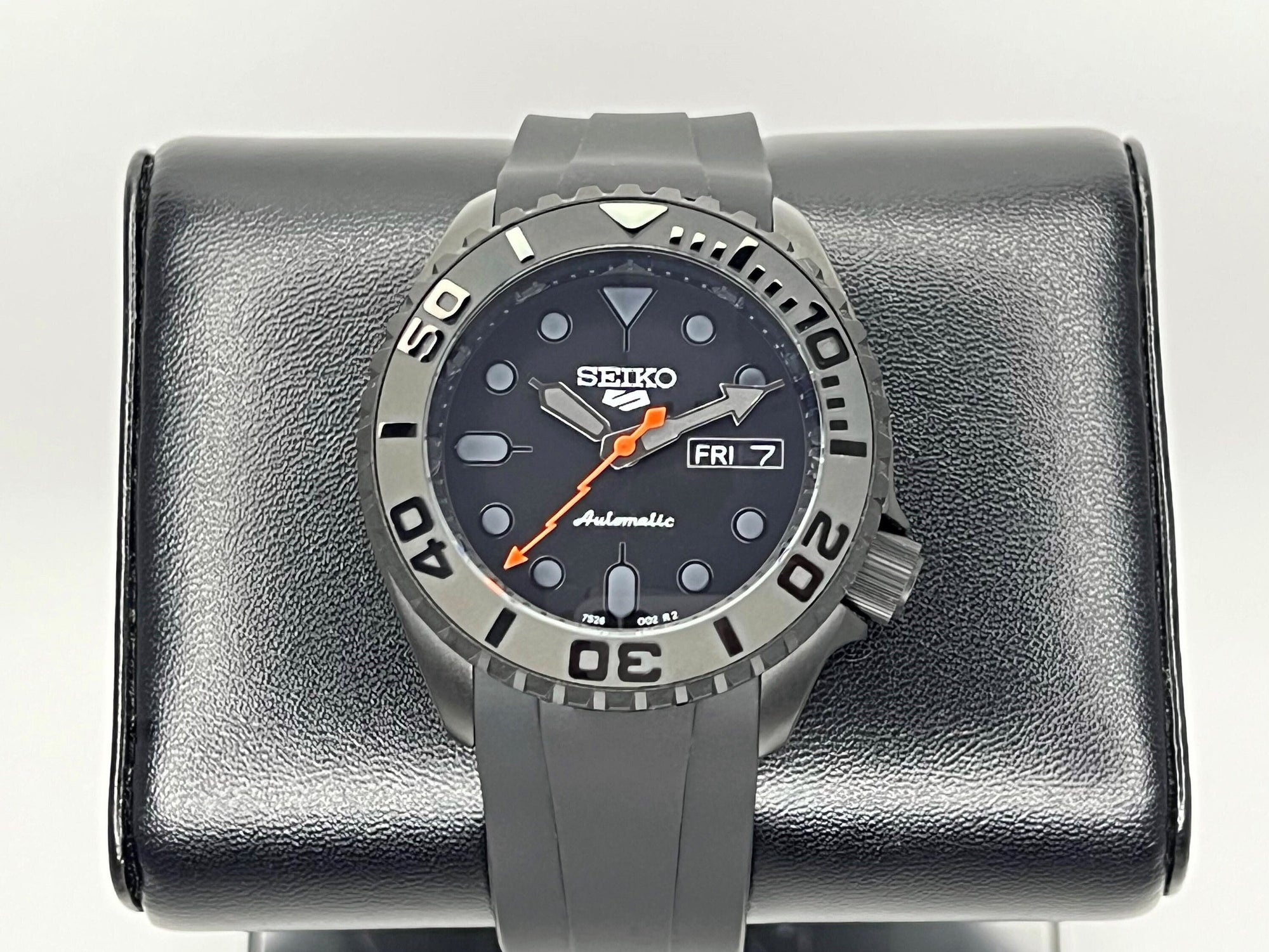 Custom Stealth Blackout Yachtmaster | SKX007 | Men's Watch | Dive Watch | Rubber Black | Seiko Mod | 100M | Custom Mod | Watch Mod | Diver