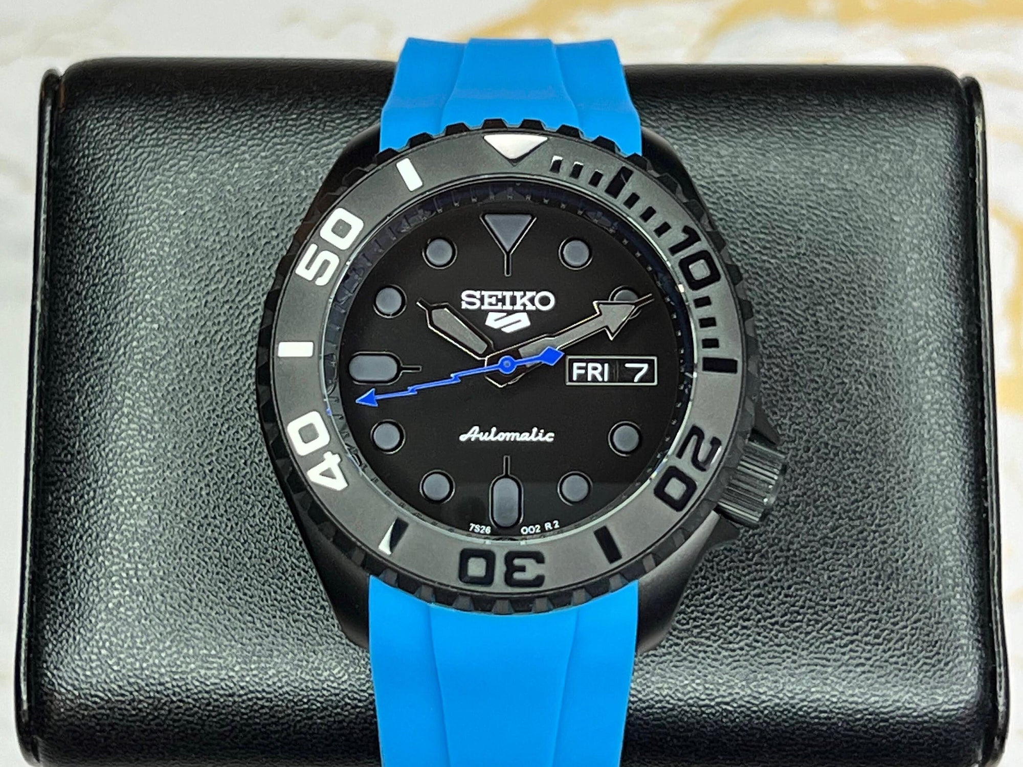 Custom Stealth Blackout Yachtmaster | SKX007 | Men's Watch | Dive Watch | Blue Rubber | Seiko Mod | 100M | Custom Mod | Watch Mod | Diver