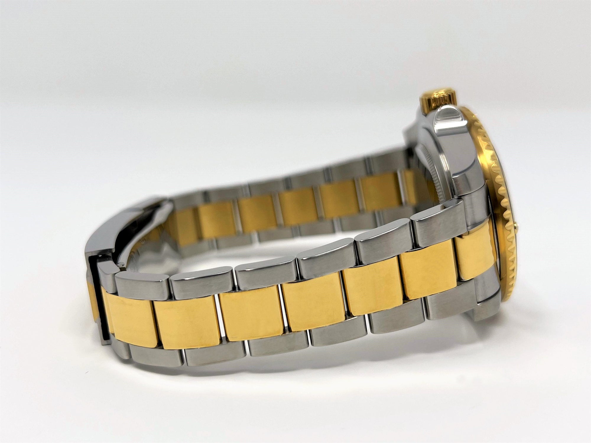 Seiko Submariner Date Two Tone Bluesy Ocean Pearl Dial - Sapphire Crystal - 40mm - Steelsport Ceramic Bezel -Watch Mod | Modded Watch